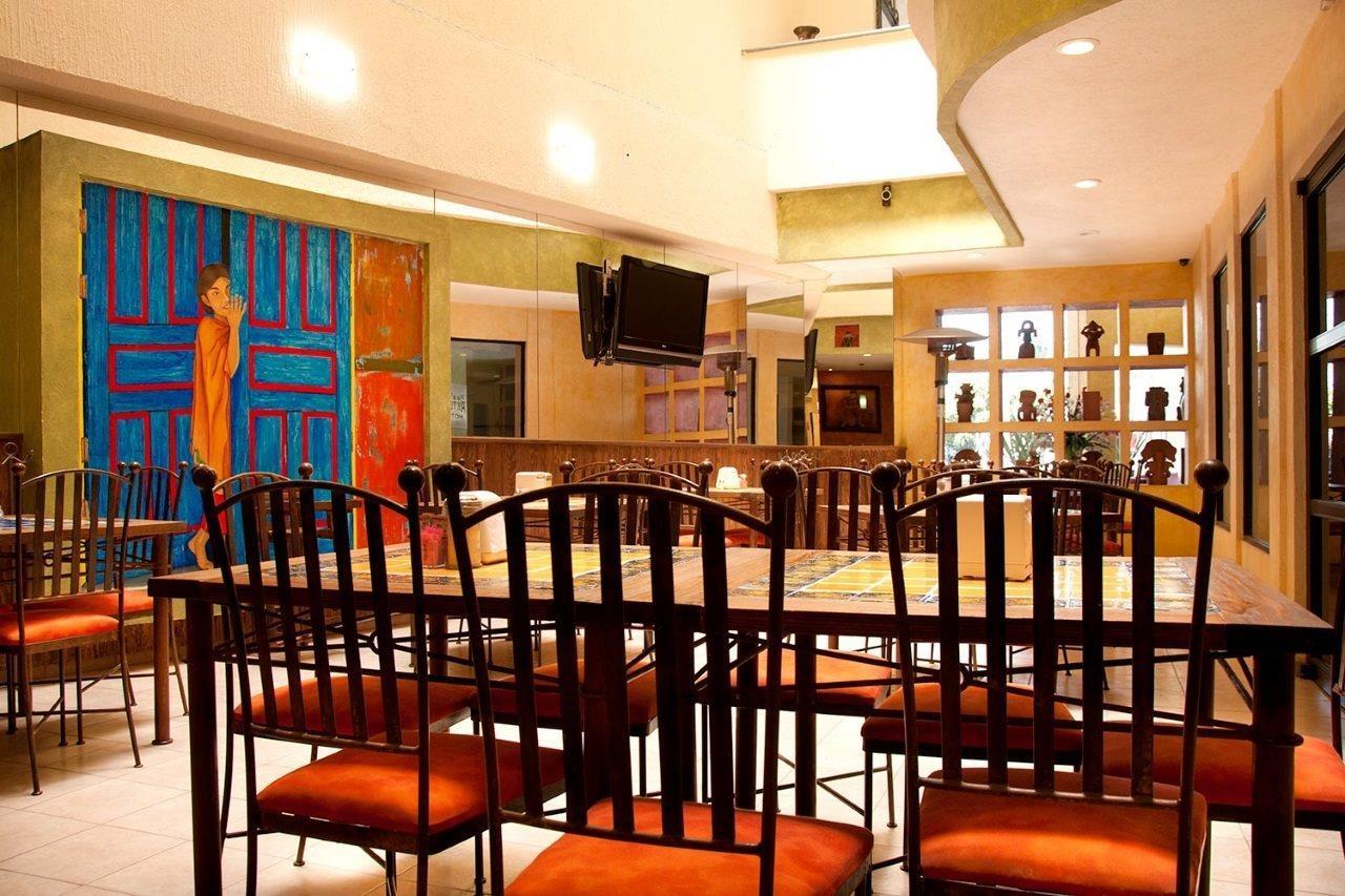 Hotel Real Azteca Boulevard Леон Экстерьер фото
