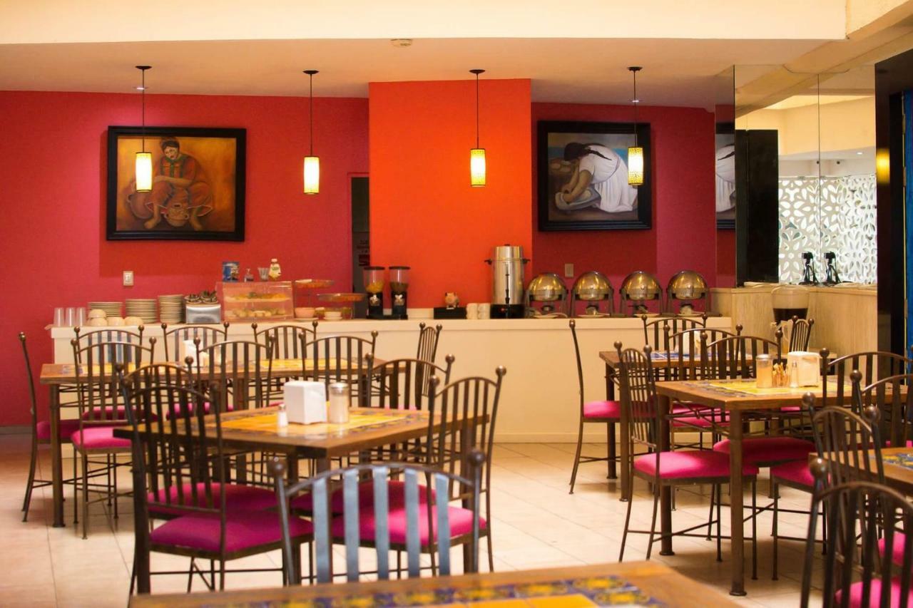 Hotel Real Azteca Boulevard Леон Экстерьер фото