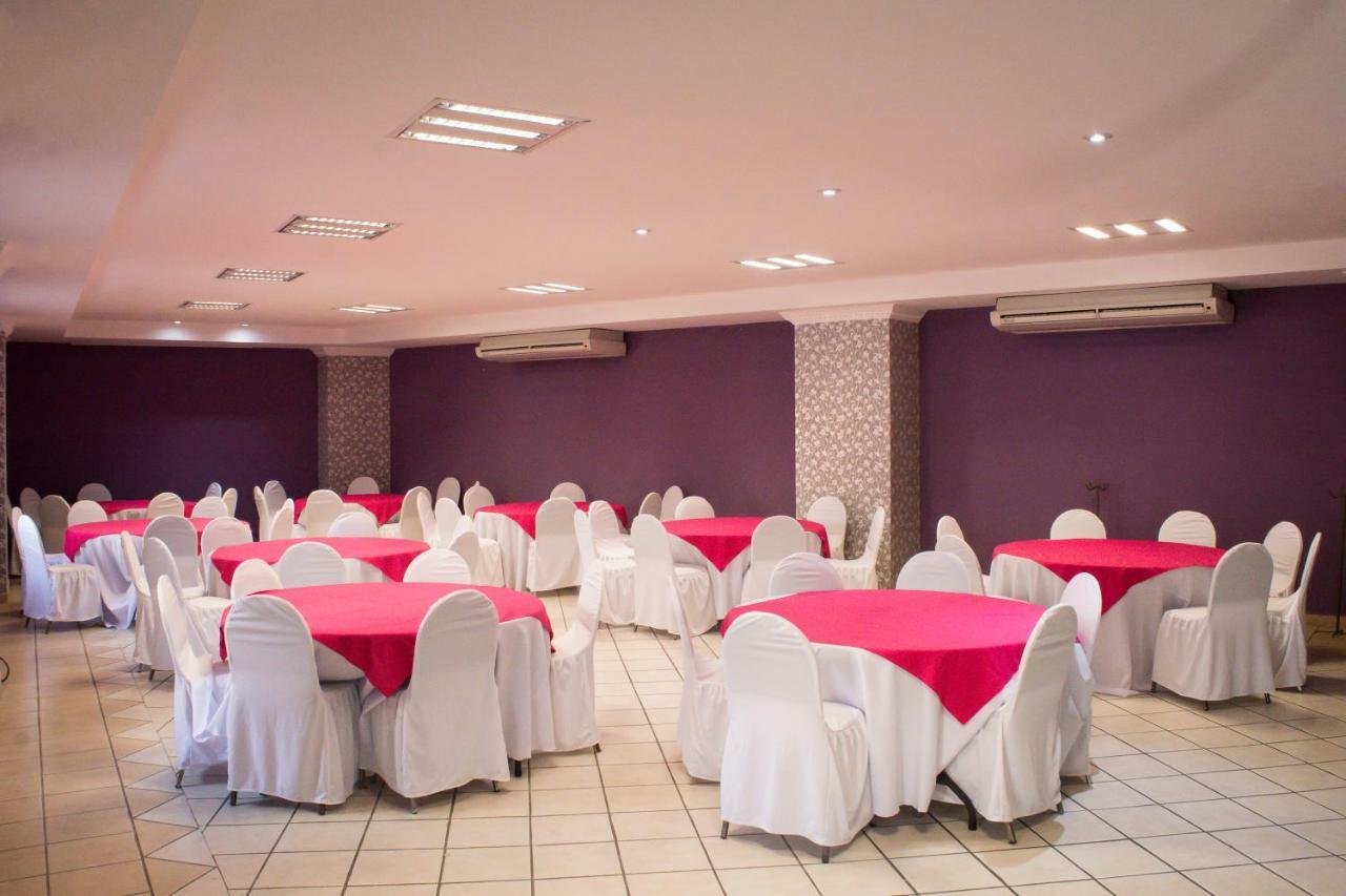 Hotel Real Azteca Boulevard Леон Экстерьер фото